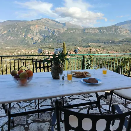 别墅 Ann's House-under The Shadow Of A Castle With Pool And View