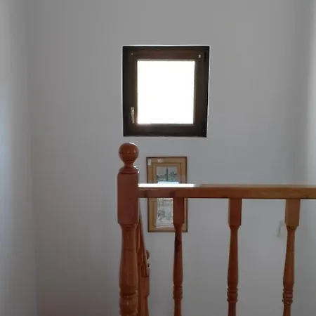 Anna's House فيلة